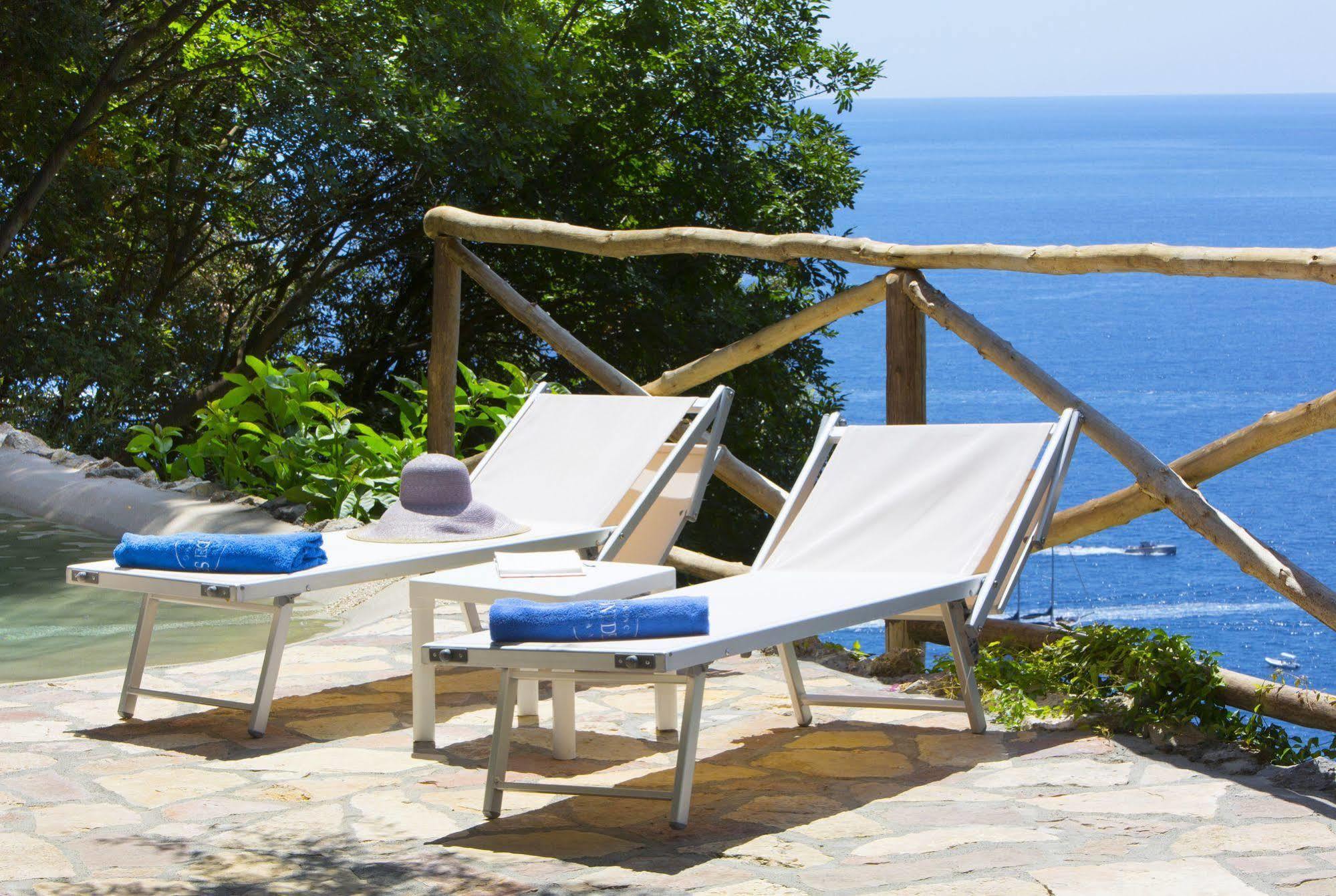 I Giardini Dei Sensi Aparthotel Positano Eksteriør bilde