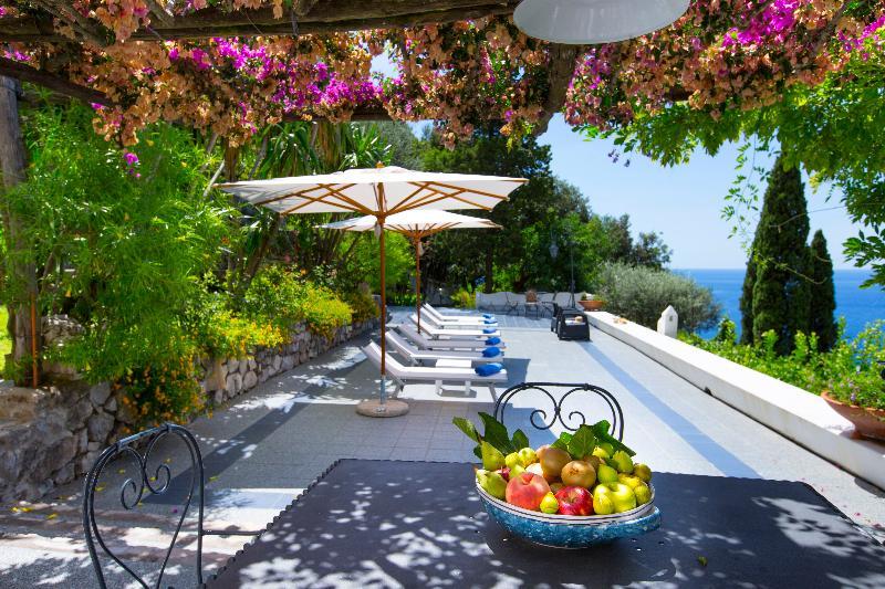 I Giardini Dei Sensi Aparthotel Positano Eksteriør bilde